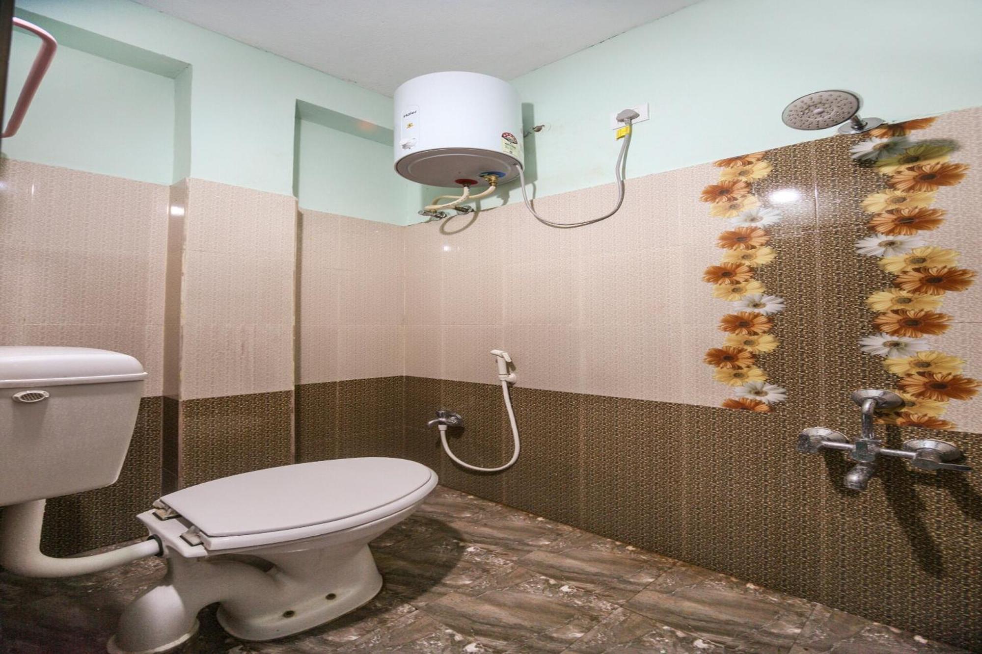 OYO 46874 Modern Guest House Chennai Exterior foto